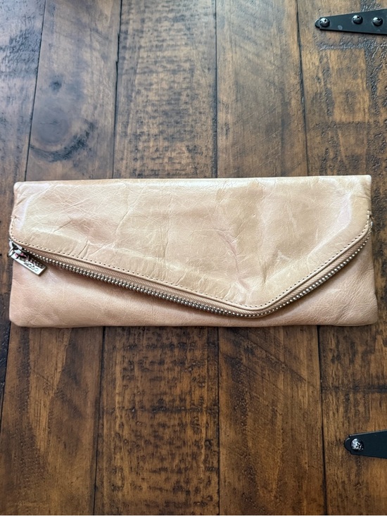 HOBO Handbags - Hobo Brand Beige Zippered Clutch Bag Expandable